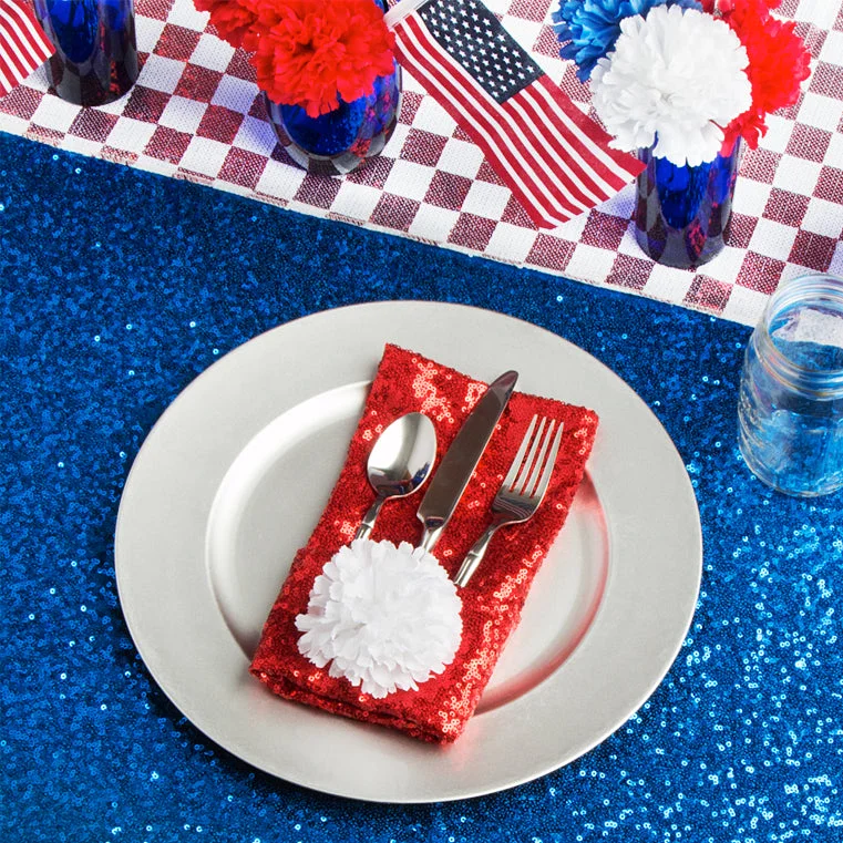 Heavy-duty plastic knives-Glitz Sequin Napkin 20"x20" - Red