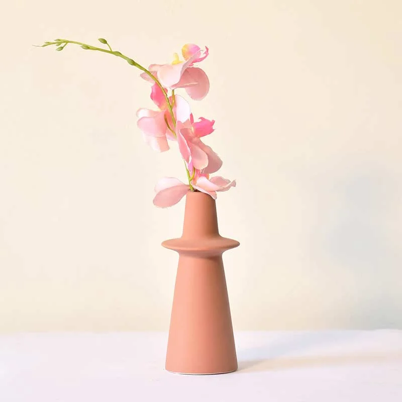 Cute cat-themed figurines-Saturn Ring Neck Vase