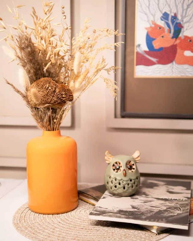 Handmade clay candle holders-Tangerine Elegance Glass Vase with Dried Flower Bunch