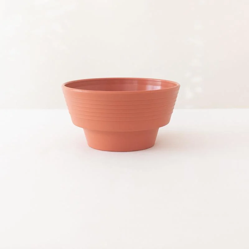 Modern minimalist sculptures-Terracotta Resin Bowl